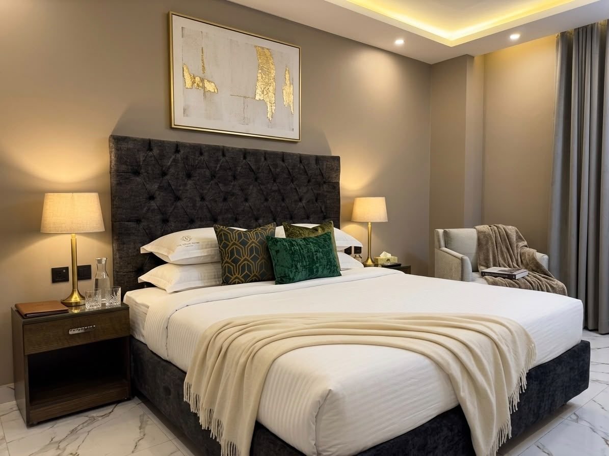 Executive Suite — living area