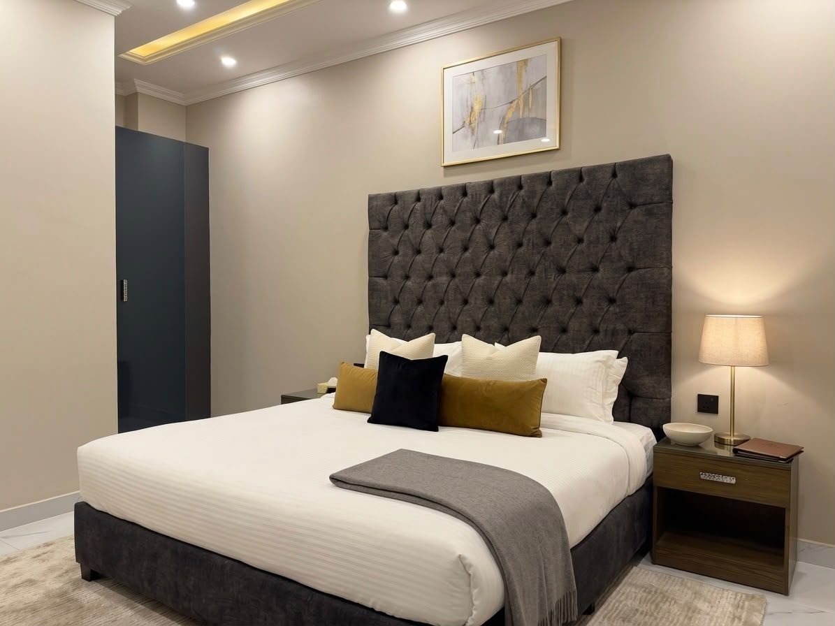 Junior Suite — bedroom